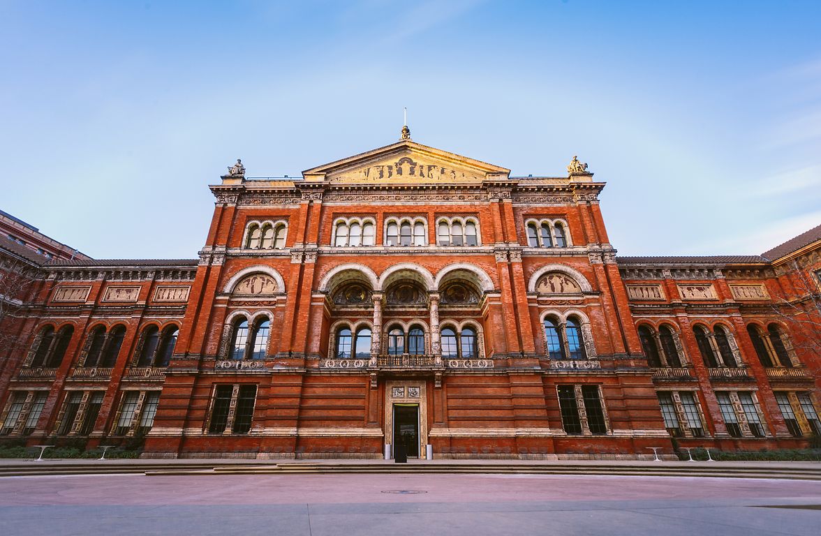 Victoria and Albert museum entrance