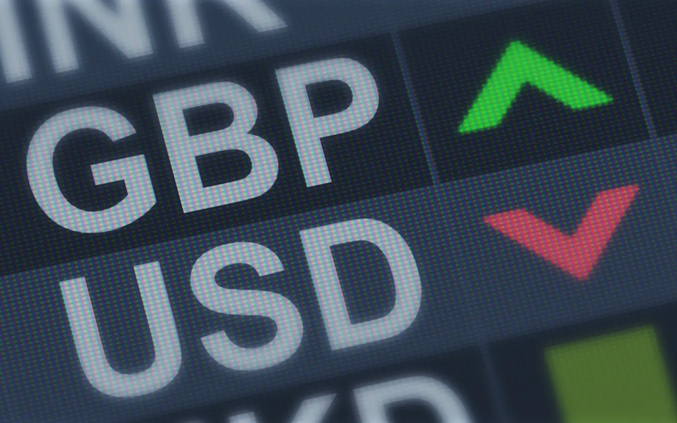 British pound rising, American dollar falling exchange rate 