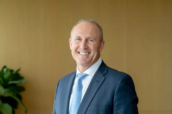 LGT-SYDNEY- Editorial- Michael Chisholm- 003