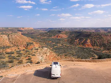 shutterstock_2667184503