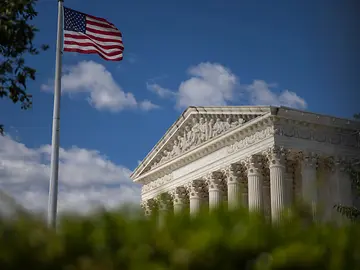 shutterstock_2490549691