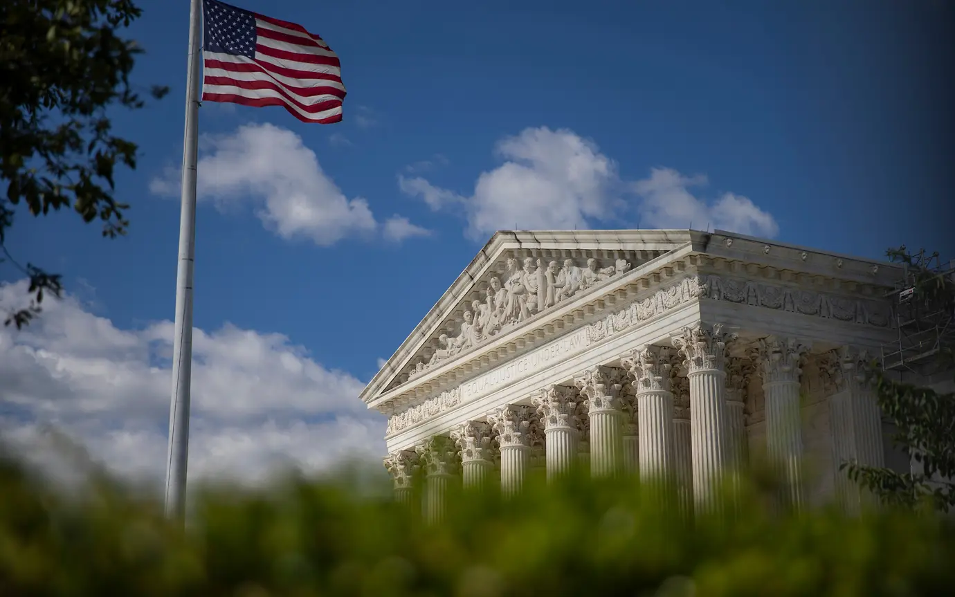 shutterstock_2490549691