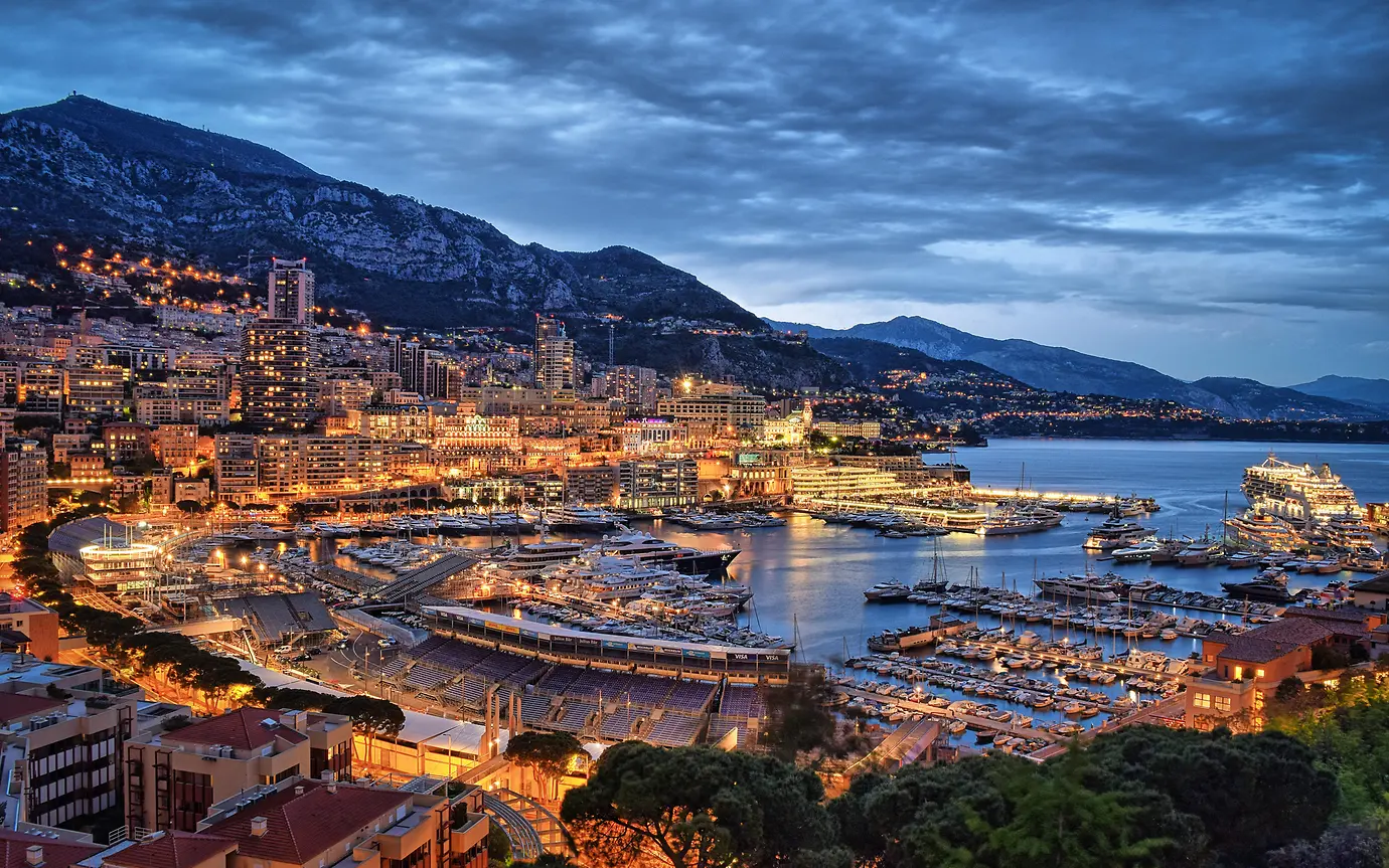 shutterstock_2495030793 (1)