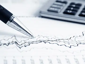 Pen with graphs