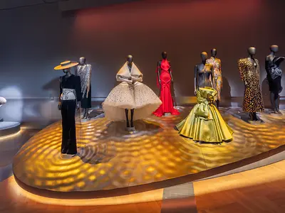 Display od dresses