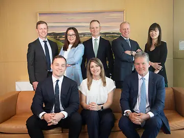LGT - SYD -TEAM_11
